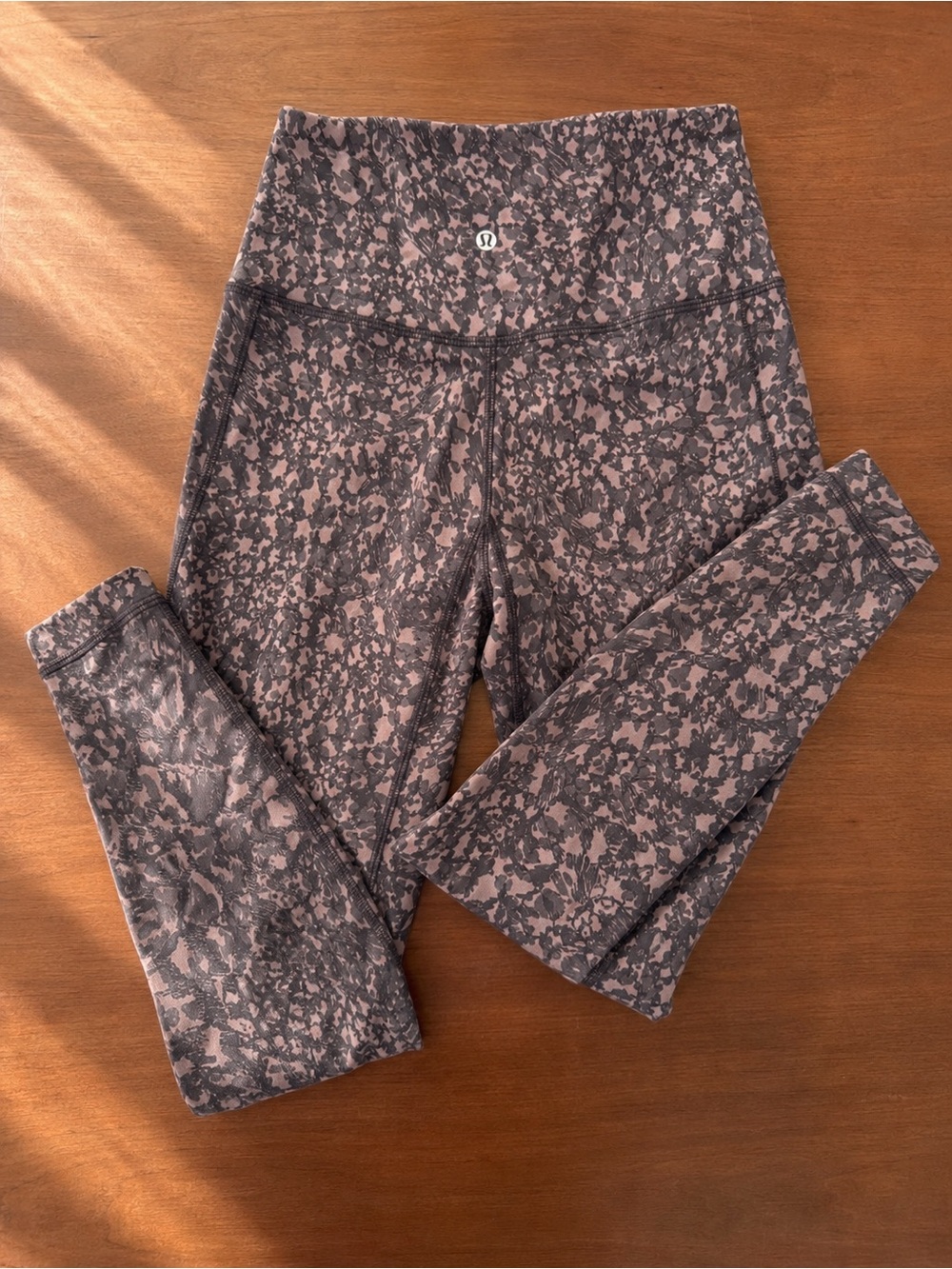 Lululemon Wunder Under HR Tight 28” Floral Print Leggings Size 8 NWT